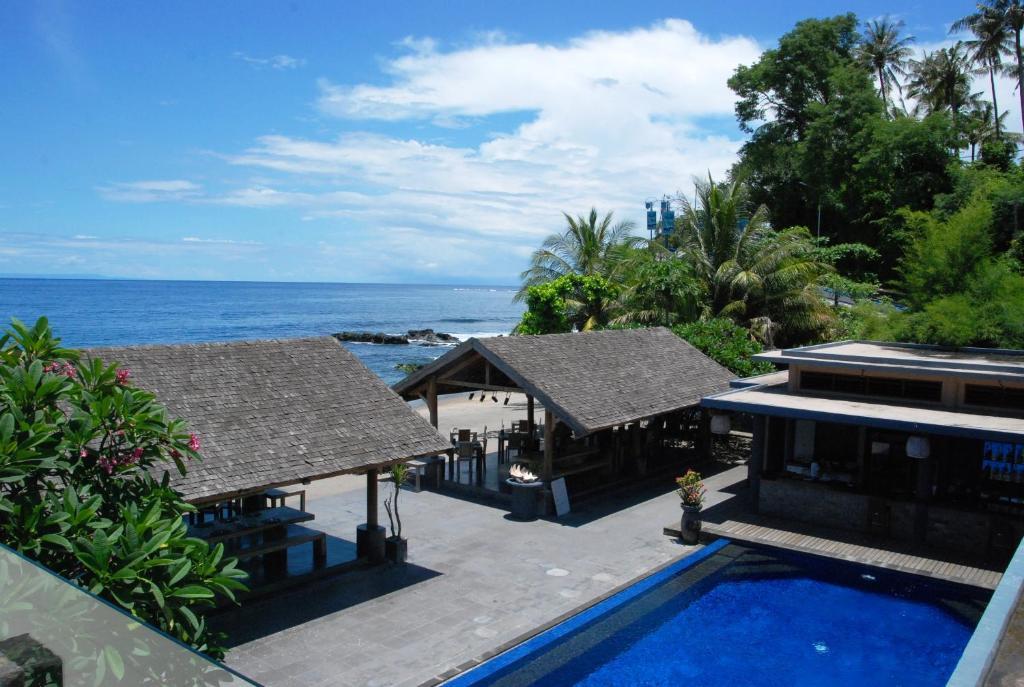 Cafe Alberto B And B Senggigi Exterior photo