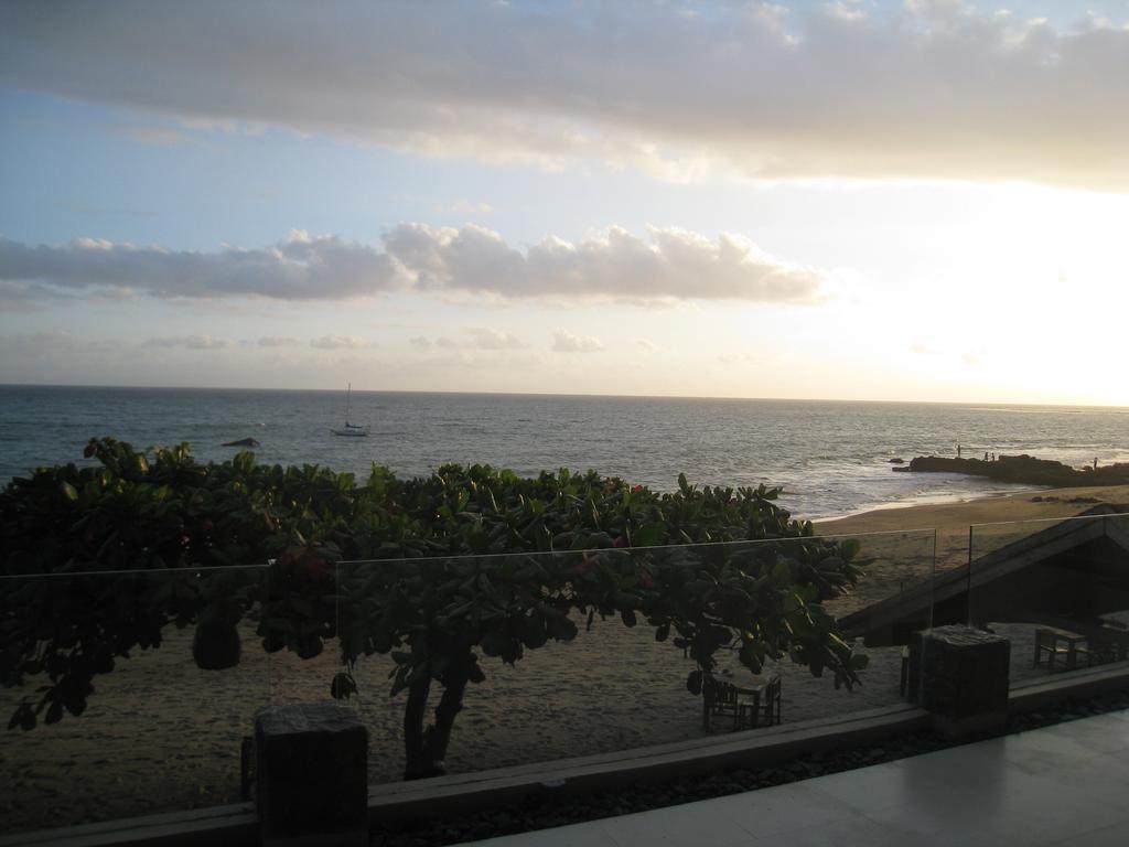 Cafe Alberto B And B Senggigi Exterior photo