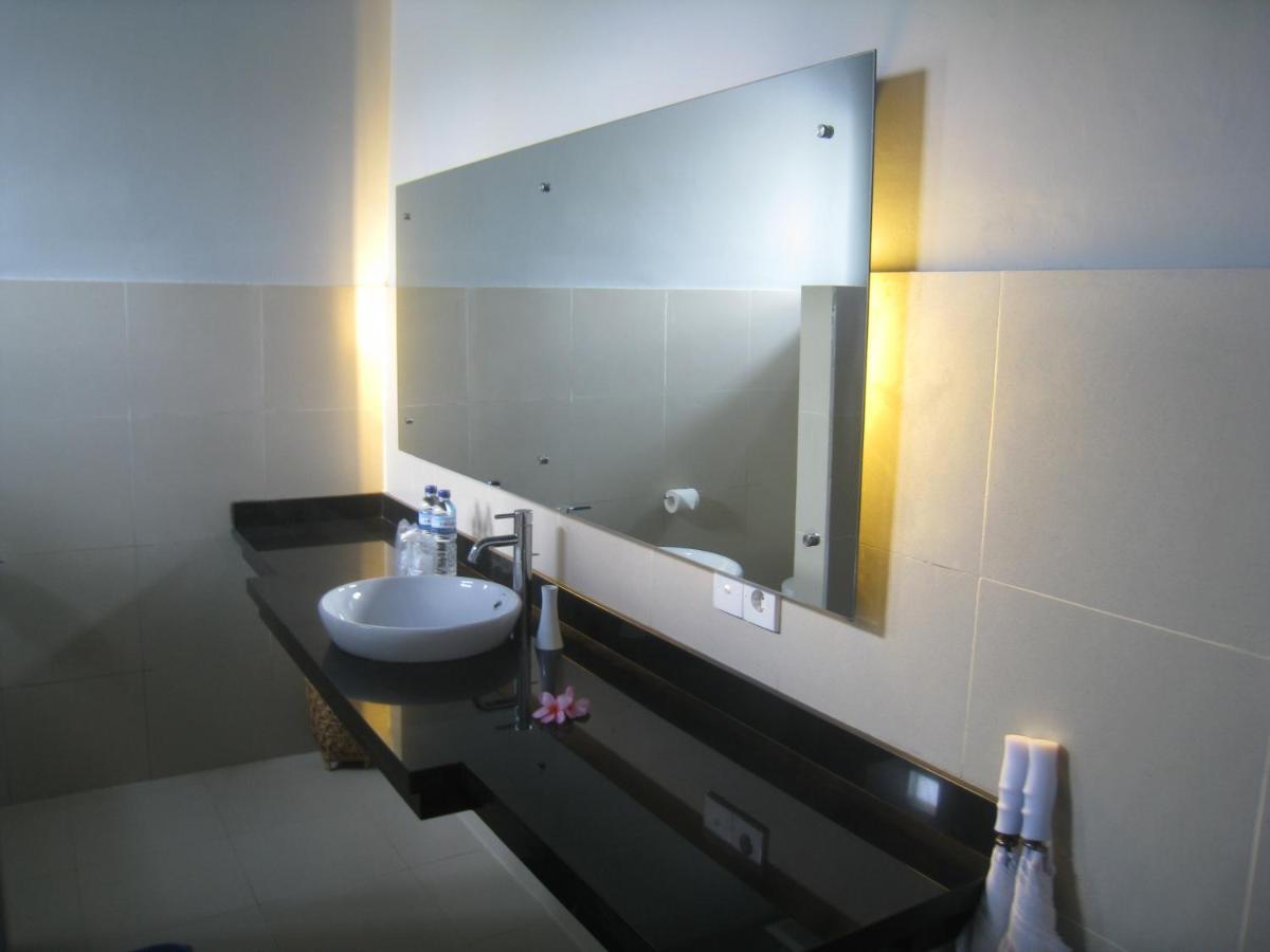 Cafe Alberto B And B Senggigi Room photo