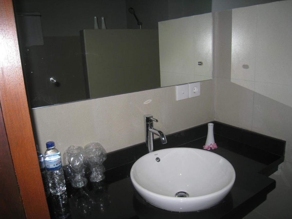 Cafe Alberto B And B Senggigi Room photo